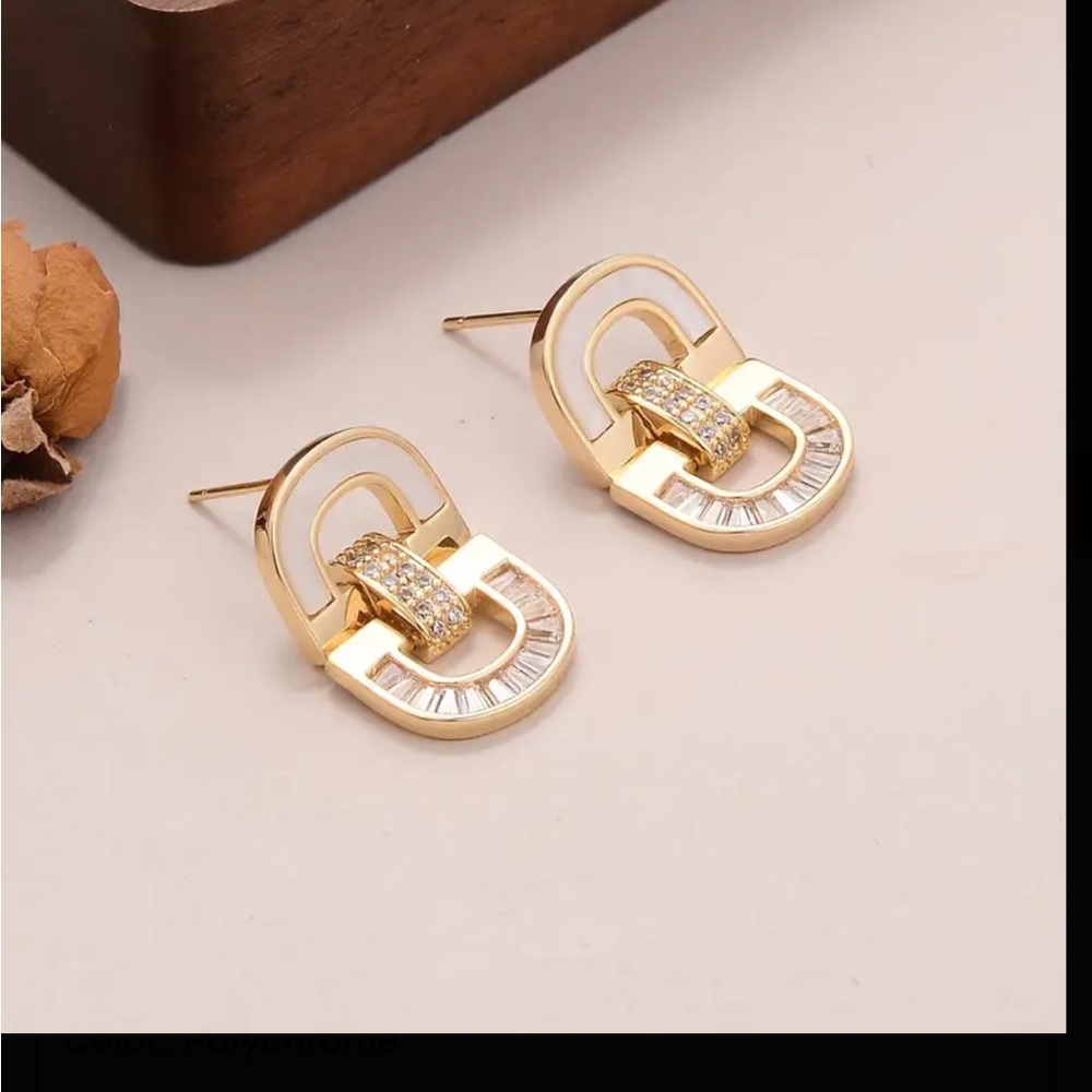 Elegant Gold and Silver Earrings - Picture 2 of 6